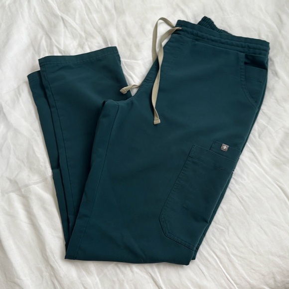 Fig scrubs - Picture 3 of 3